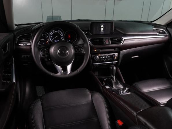 Mazda 6 III (GJ) Рестайлинг с пробегом 2016 года, цена 1 699 000 рублей, 168382 км, седан, Автокод Объявления