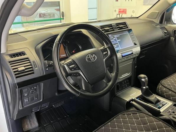 Toyota Land Cruiser Prado 150 Series Рестайлинг 3 с пробегом 2022 года, цена 5 990 000 рублей, 129062 км, внедорожник, Автокод Объявления