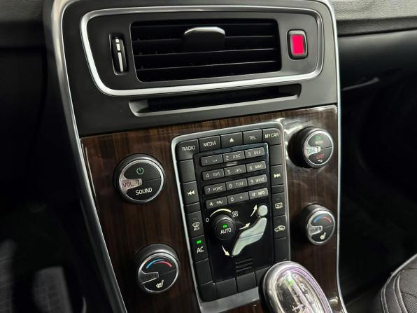 Volvo S60 II с пробегом 2012 года, цена 1 150 000 рублей, 215845 км, седан, Автокод Объявления