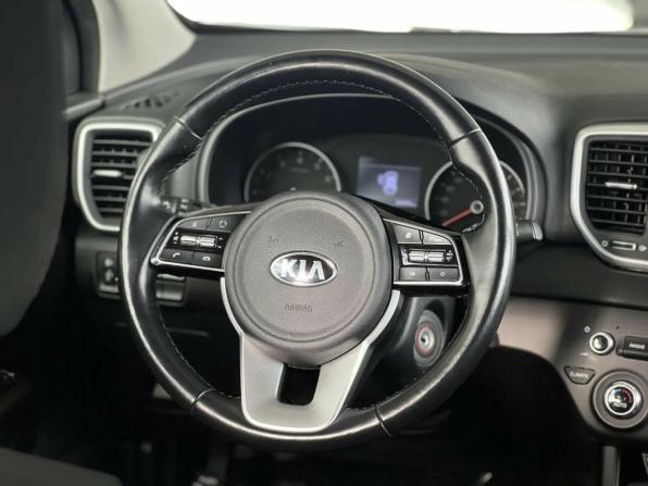 Kia Sportage IV Рестайлинг с пробегом 2020 года, цена 2 295 000 рублей, 44580 км, внедорожник, Автокод Объявления
