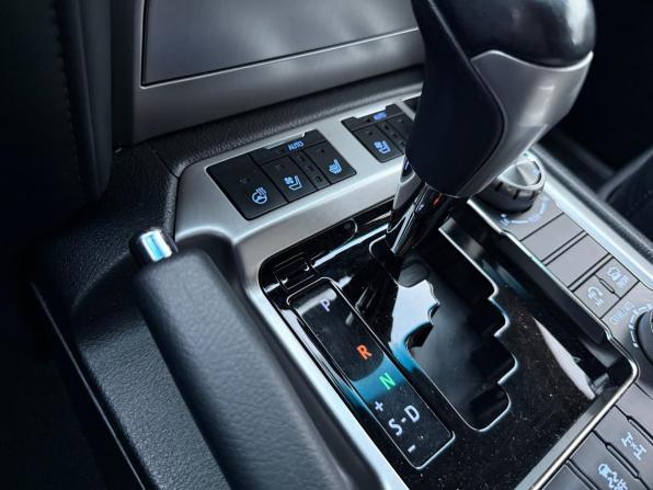Toyota Land Cruiser 200 Series Рестайлинг 2 с пробегом 2020 года, цена 7 490 000 рублей, 128869 км, внедорожник, Автокод Объявления