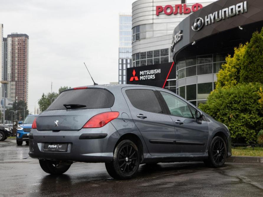 Peugeot 308 I Москва  - изображение 4