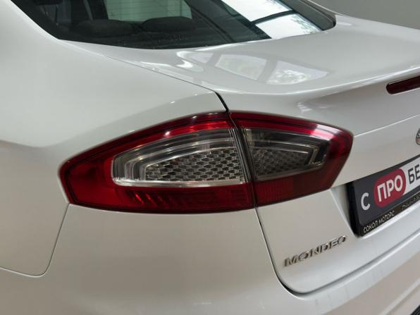 Ford Mondeo IV Рестайлинг с пробегом 2012 года, цена 809 900 рублей, 228142 км, седан, Автокод Объявления