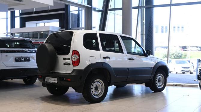 Chevrolet Niva I Рестайлинг с пробегом 2019 года, цена 755 000 рублей, 94061 км, внедорожник, Автокод Объявления