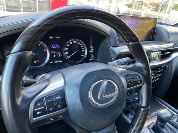 Lexus LX III Рестайлинг 2 с пробегом 2021 года, цена 8 450 000 рублей, 129644 км, внедорожник, Автокод Объявления