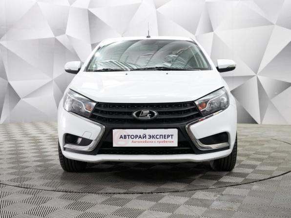 Lada (ВАЗ) Vesta I с пробегом 2017 года, цена 825 000 рублей, 104242 км, седан, Автокод Объявления