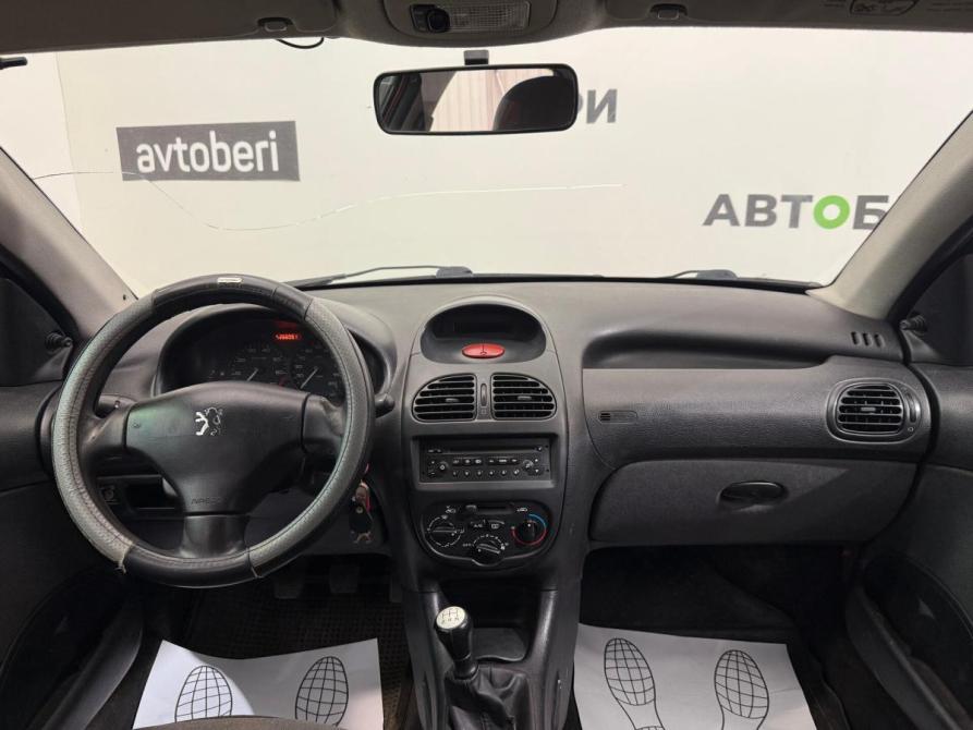Peugeot 206 Ульяновск  - изображение 9