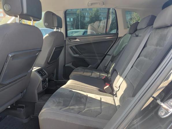Volkswagen Tiguan II с пробегом 2019 года, цена 2 820 000 рублей, 224501 км, внедорожник, Автокод Объявления