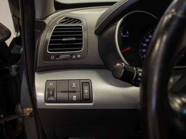 Kia Sorento II Рестайлинг с пробегом 2012 года, цена 1 750 000 рублей, 169850 км, внедорожник, Автокод Объявления