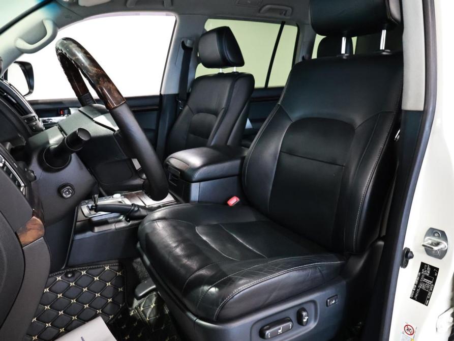 Toyota Land Cruiser 200 Series Рестайлинг 2 Калуга  - изображение 16
