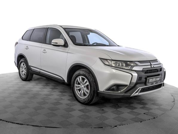 Mitsubishi Outlander III Рестайлинг 3 с пробегом 2018 года, цена 1 850 000 рублей, 162450 км, внедорожник, Автокод Объявления