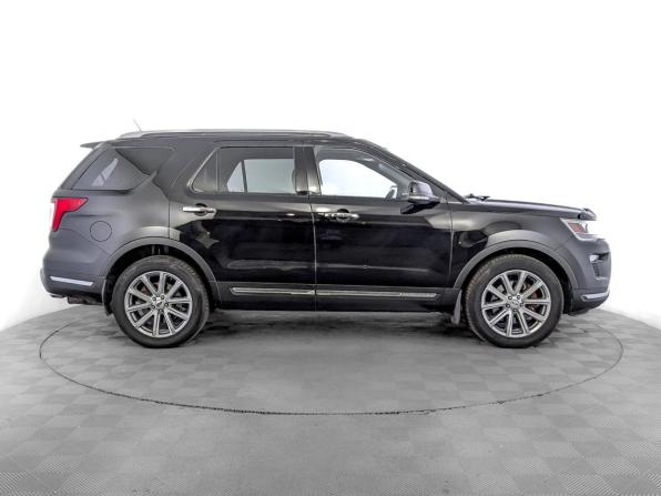 Ford Explorer V Рестайлинг 2 с пробегом 2018 года, цена 2 990 000 рублей, 212530 км, внедорожник, Автокод Объявления
