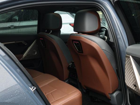 BMW 5 серии VIII (G60/G61/G68) с пробегом 2024 года, цена 6 220 000 рублей, 23060 км, седан, Автокод Объявления