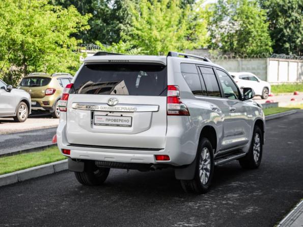 Toyota Land Cruiser Prado 150 Series Рестайлинг 1 с пробегом 2017 года, цена 3 799 000 рублей, 145336 км, внедорожник, Автокод Объявления