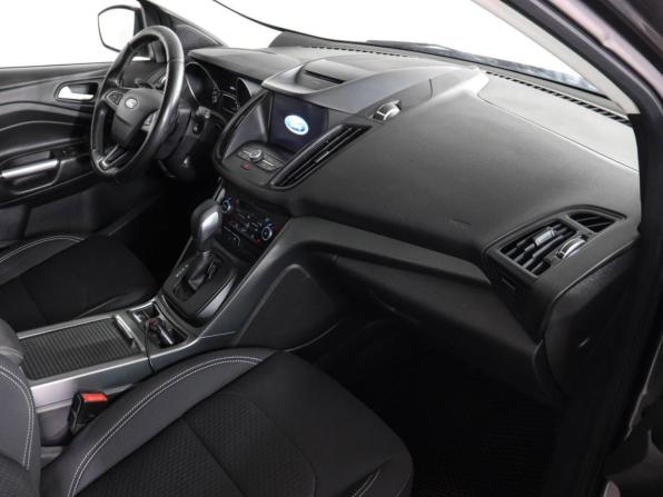 Ford Kuga II Рестайлинг с пробегом 2018 года, цена 1 799 000 рублей, 90830 км, внедорожник, Автокод Объявления