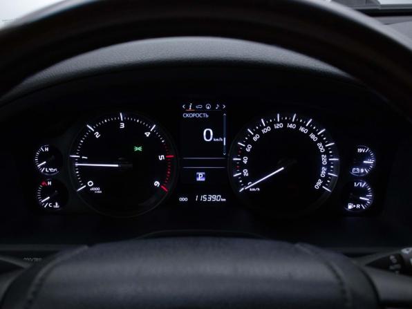 Toyota Land Cruiser 200 Series Рестайлинг 2 с пробегом 2020 года, цена 7 488 000 рублей, 115350 км, внедорожник, Автокод Объявления