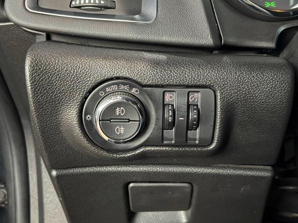 Opel Astra J Рестайлинг с пробегом 2014 года, цена 1 090 000 рублей, 115299 км, хэтчбек, Автокод Объявления