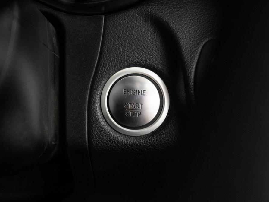 Mercedes-Benz C-Класс IV (W205) Иркутск  - изображение 17