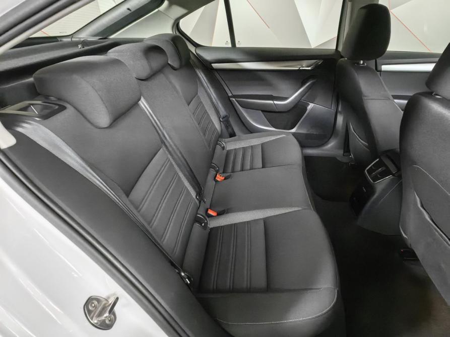 Skoda Octavia III (A7) Рестайлинг Москва  - изображение 13