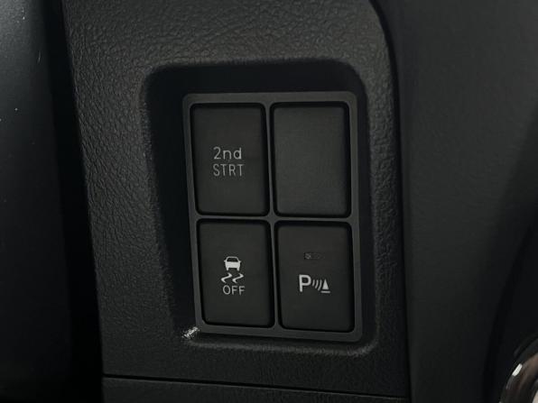 Toyota Land Cruiser Prado 150 Series Рестайлинг 1 с пробегом 2014 года, цена 3 240 000 рублей, 185475 км, внедорожник, Автокод Объявления