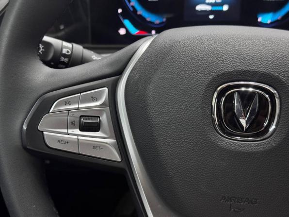 Changan Eado Plus с пробегом 2023 года, цена 1 569 000 рублей, 28000 км, седан, Автокод Объявления