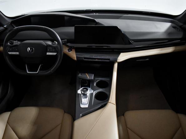 Changan UNI-V I с пробегом 2022 года, цена 1 790 000 рублей, 134695 км, лифтбек, Автокод Объявления