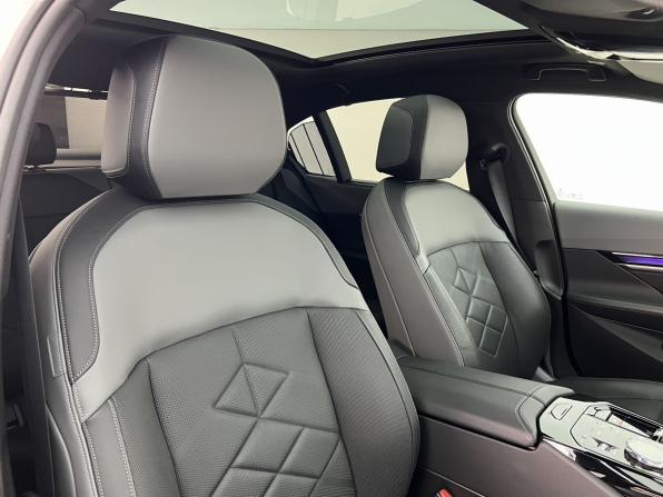 BMW 5 серии VIII (G60/G61/G68) с пробегом 2023 года, цена 8 770 000 рублей, 10308 км, седан, Автокод Объявления
