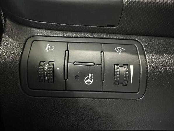 Hyundai Solaris I Рестайлинг с пробегом 2016 года, цена 989 000 рублей, 187558 км, хэтчбек, Автокод Объявления