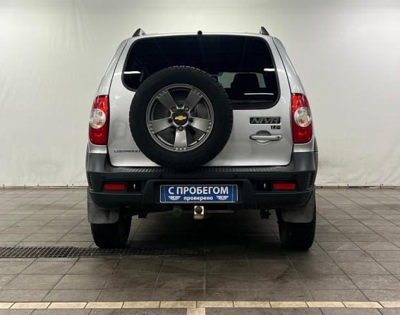Chevrolet Niva I Рестайлинг с пробегом 2017 года, цена 770 000 рублей, 57000 км, внедорожник, Автокод Объявления