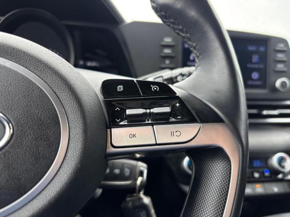 Hyundai Elantra VII (CN7) с пробегом 2021 года, цена 2 111 000 рублей, 51829 км, седан, Автокод Объявления