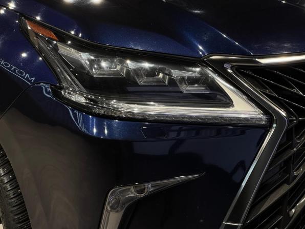 Lexus LX III Рестайлинг 2 с пробегом 2018 года, цена 9 099 000 рублей, 98404 км, внедорожник, Автокод Объявления