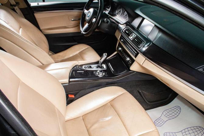 BMW 5 серии VI (F10/F11/F07) с пробегом 2011 года, цена 1 999 000 рублей, 330000 км, седан, Автокод Объявления