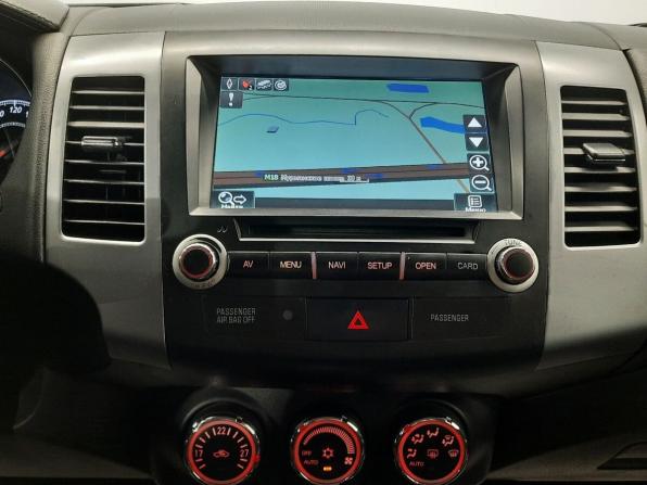 Mitsubishi Outlander II Рестайлинг с пробегом 2010 года, цена 818 000 рублей, 320000 км, внедорожник, Автокод Объявления