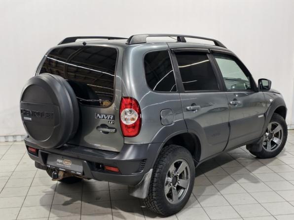 Chevrolet Niva I Рестайлинг с пробегом 2017 года, цена 706 000 рублей, 108900 км, внедорожник, Автокод Объявления