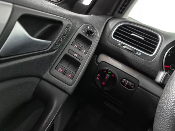 Volkswagen Golf VI с пробегом 2012 года, цена 619 000 рублей, 292716 км, хэтчбек, Автокод Объявления