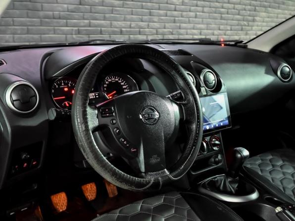 Nissan Qashqai I Рестайлинг с пробегом 2011 года, цена 1 000 000 рублей, 215333 км, внедорожник, Автокод Объявления