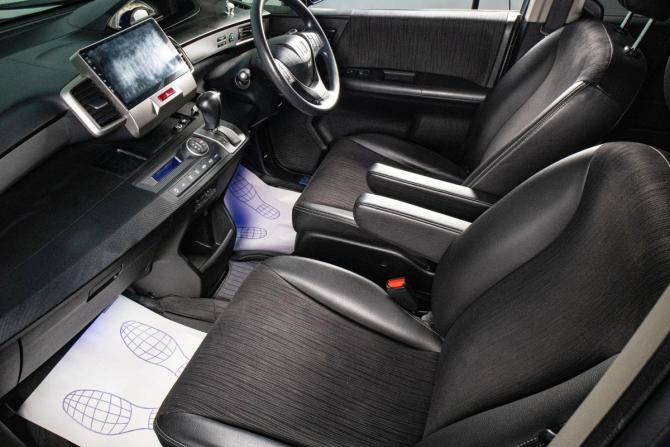 Honda Freed I Рестайлинг 2 с пробегом 2015 года, цена 1 259 000 рублей, 177283 км, компактвэн, Автокод Объявления
