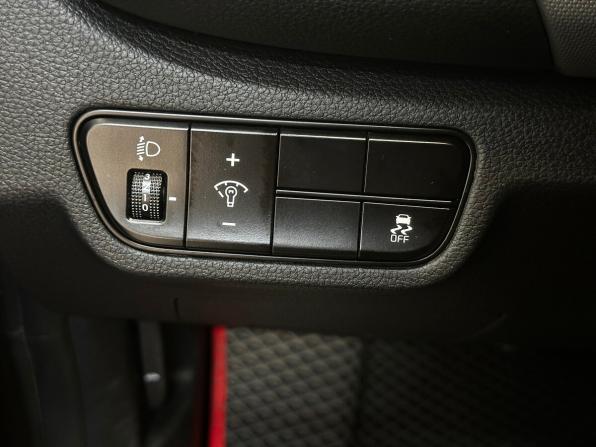 Kia Seltos I с пробегом 2021 года, цена 2 040 000 рублей, 80479 км, внедорожник, Автокод Объявления