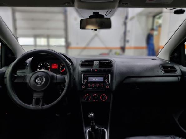 Volkswagen Polo V с пробегом 2014 года, цена 679 000 рублей, 217411 км, седан, Автокод Объявления