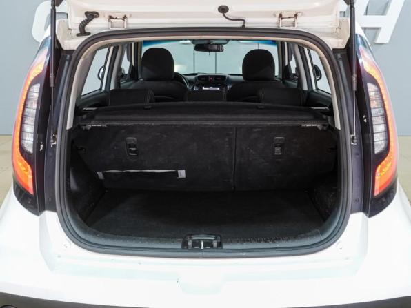 Kia Soul II Рестайлинг с пробегом 2017 года, цена 1 329 000 рублей, 244512 км, хэтчбек, Автокод Объявления