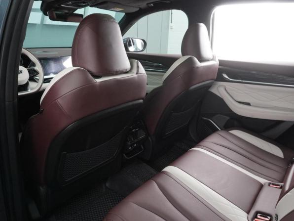 Geely Monjaro I с пробегом 2023 года, цена 3 249 000 рублей, 26133 км, внедорожник, Автокод Объявления