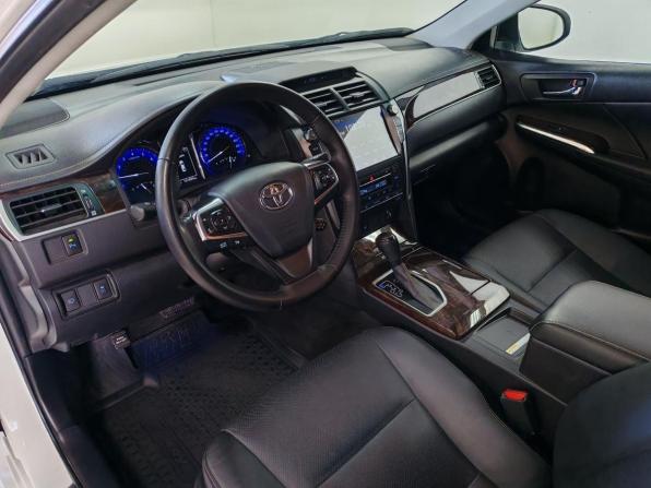 Toyota Camry VII (XV50) Рестайлинг 2 с пробегом 2017 года, цена 2 540 000 рублей, 101890 км, седан, Автокод Объявления