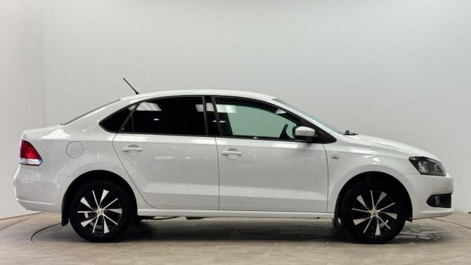 Volkswagen Polo V с пробегом 2015 года, цена 740 000 рублей, 155020 км, седан, Автокод Объявления