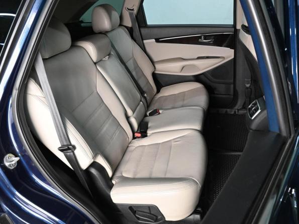 Kia Sorento III Prime Рестайлинг с пробегом 2018 года, цена 2 449 000 рублей, 62166 км, внедорожник, Автокод Объявления