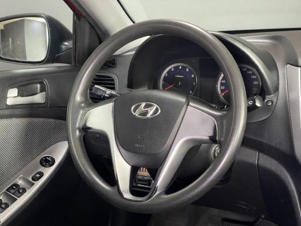 Hyundai Solaris I с пробегом 2013 года, цена 799 000 рублей, 158976 км, седан, Автокод Объявления