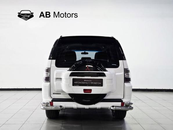 Mitsubishi Pajero IV Рестайлинг 1 с пробегом 2011 года, цена 1 810 000 рублей, 227083 км, внедорожник, Автокод Объявления