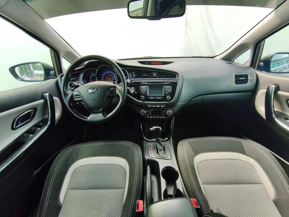 Kia Ceed II Рестайлинг с пробегом 2015 года, цена 1 290 000 рублей, 173582 км, хэтчбек, Автокод Объявления