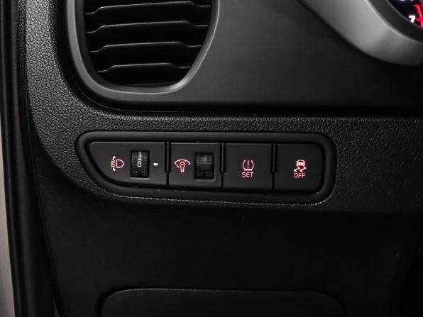 Kia Rio IV Рестайлинг с пробегом 2021 года, цена 1 129 000 рублей, 119445 км, хэтчбек, Автокод Объявления
