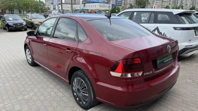 Volkswagen Polo V Рестайлинг с пробегом 2017 года, цена 1 120 000 рублей, 78316 км, седан, Автокод Объявления