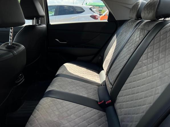 Hyundai Elantra VII (CN7) с пробегом 2021 года, цена 2 350 000 рублей, 21950 км, седан, Автокод Объявления